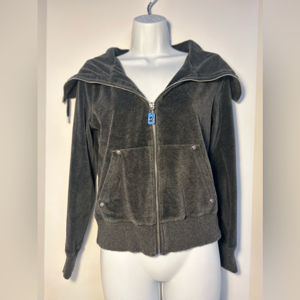 Woman’s Michael Kors Sweater-Size small